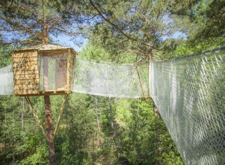 The Bois des Musiciens - Net trail in the air and musical huts